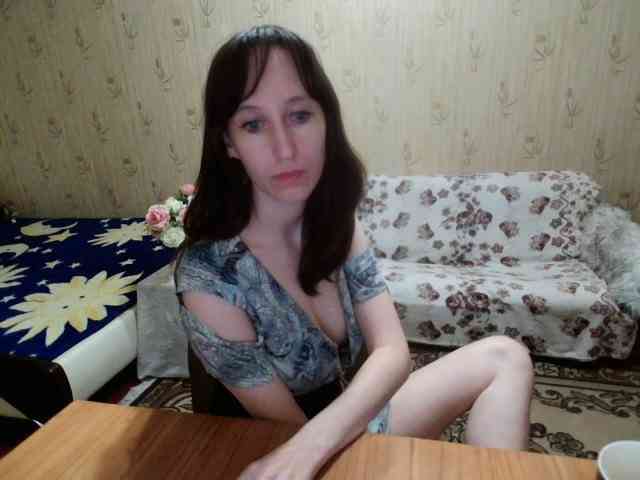 Oksana24rai webcam