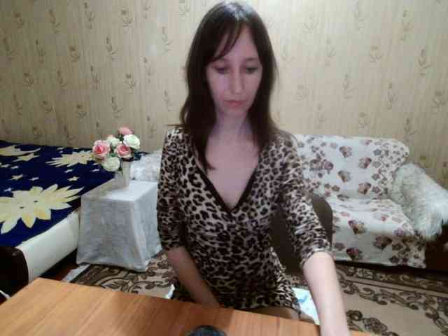 Oksana24rai webcam
