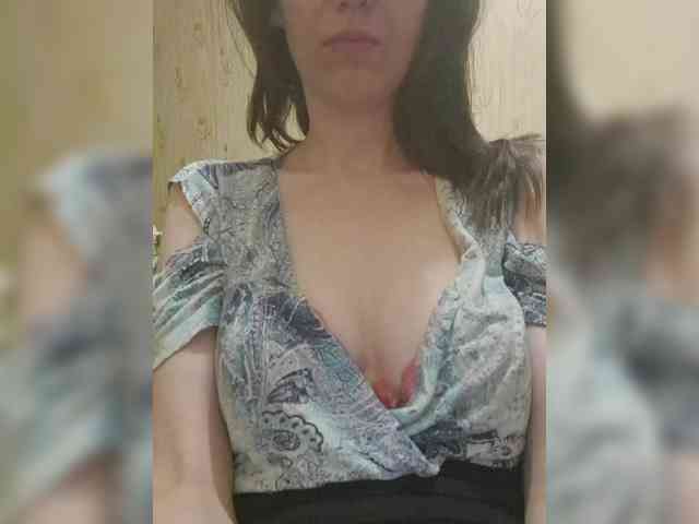 Oksana24rai webcam