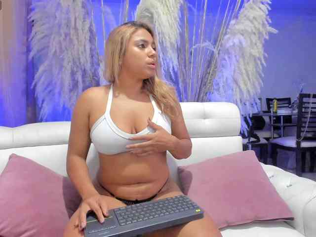 BonnieOwen webcam
