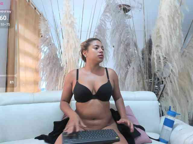 BonnieOwen webcam