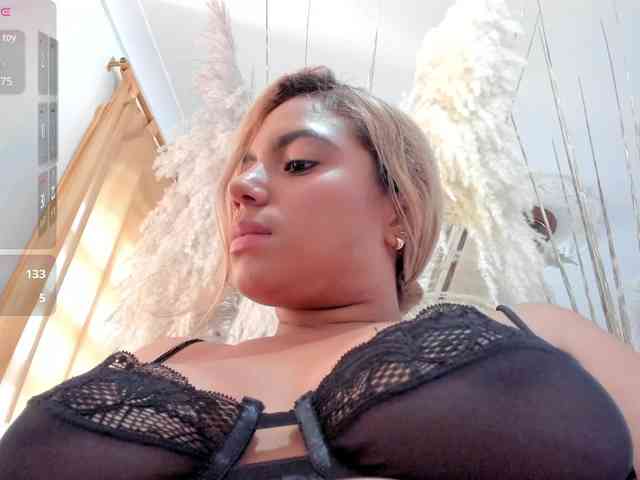 BonnieOwen webcam