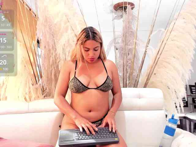 BonnieOwen webcam