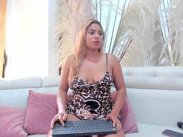 BonnieOwen webcam