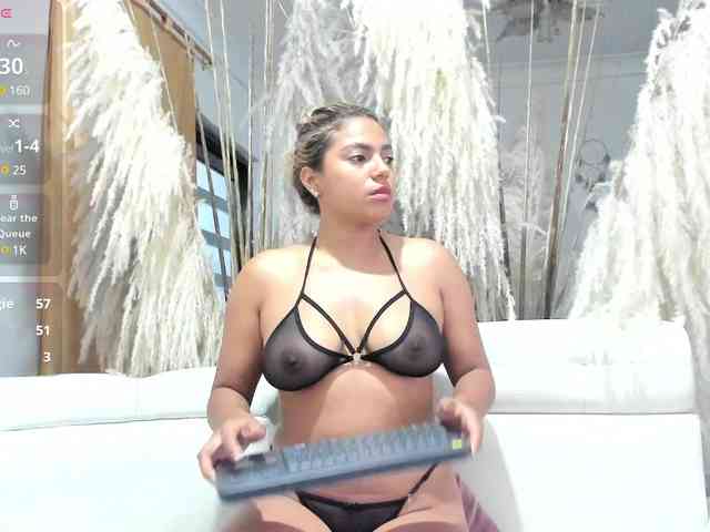 BonnieOwen webcam