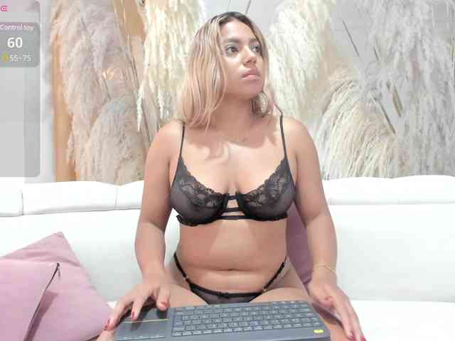 BonnieOwen webcam