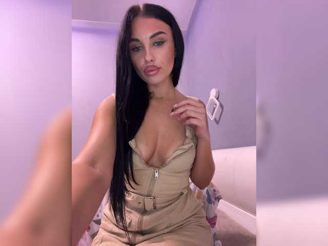Check out a steamy night with the irresistible LonelyNasty1 ready for dirty fun LonelyNasty1 from BongaCams