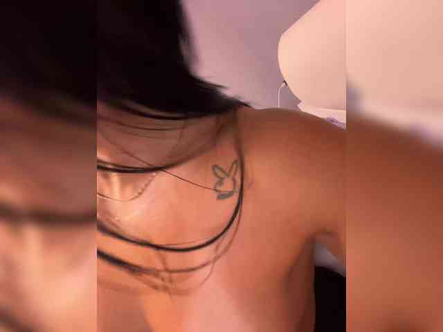 _Anasteisha_ webcam