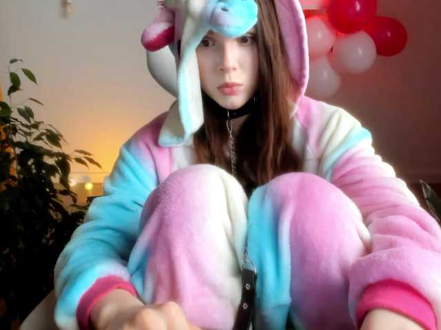 pokemeboy — Hi, I am Stacy!  Tip 200 tk before PVT!  Lovense 1-15 low vibro, 16-49 medium, 50-149 high, 150-ULTRA-HIGH, 500+ way to ORGASM!  111 - favorite , 222 - firework, 333 - earthquake  Happy New Year! 180  2026