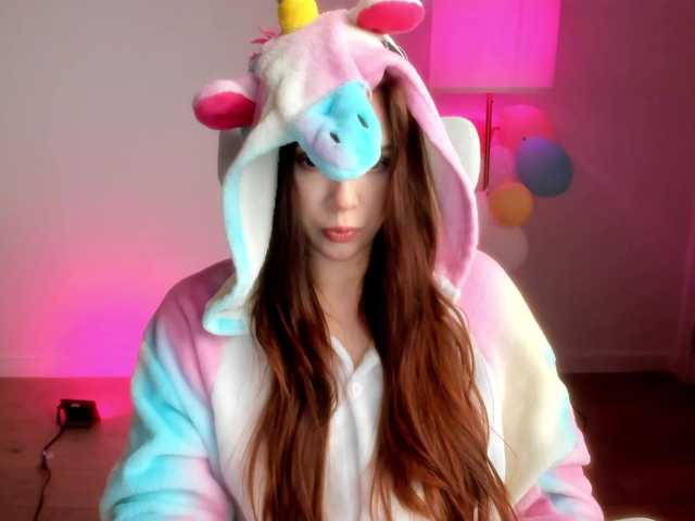 pokemeboy live cam profile