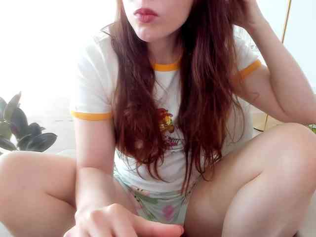 StacyLuxxe webcam