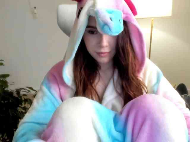 pokemeboy Live Webcam on BongaCams