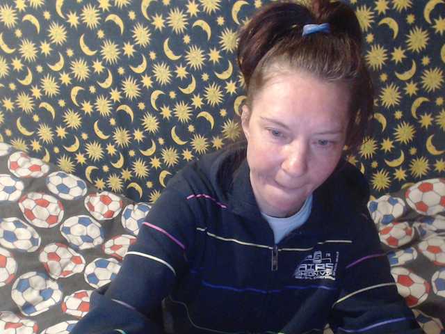 moon-energy's BongaCams show and profile