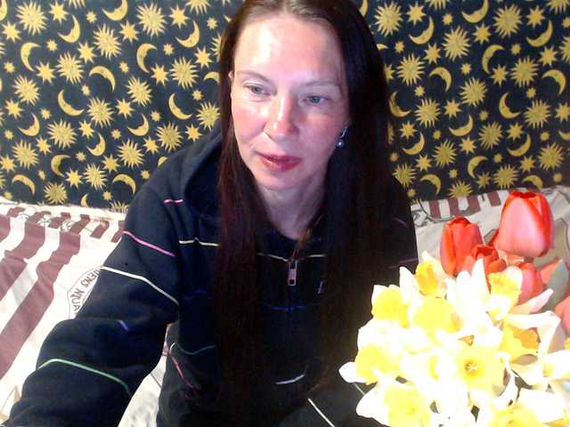 moon-energy's BongaCams show and profile