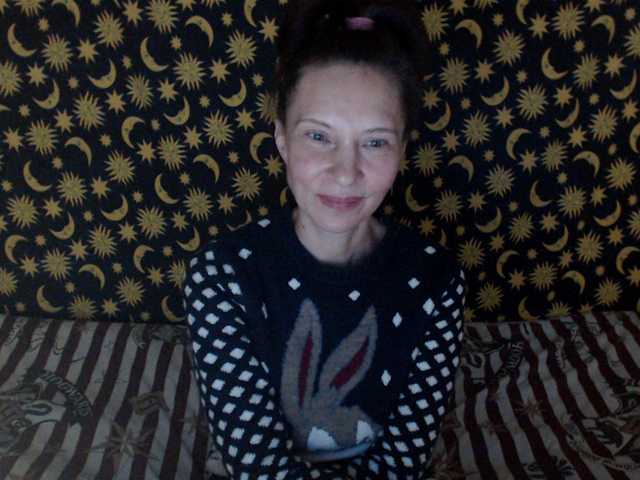 moon-energy live cam