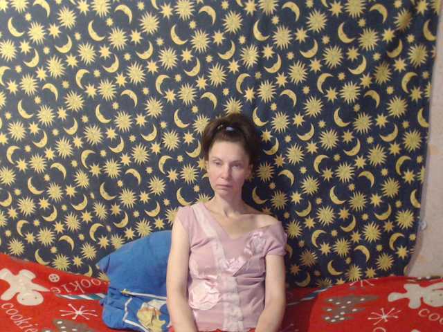 moon-energy Live Cam on BongaCams