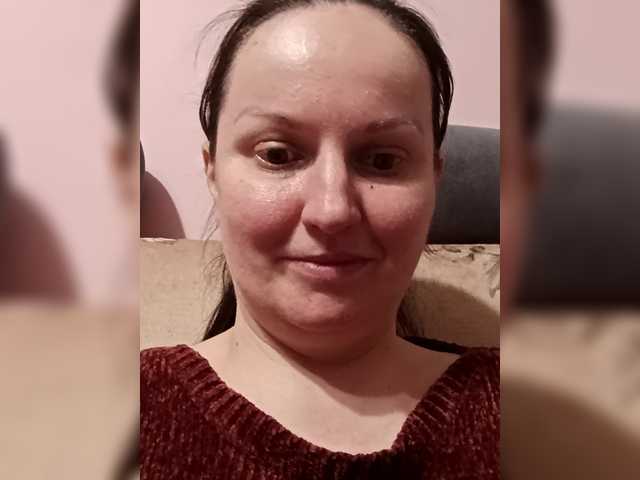 LadyAlma's BongaCams show and profile