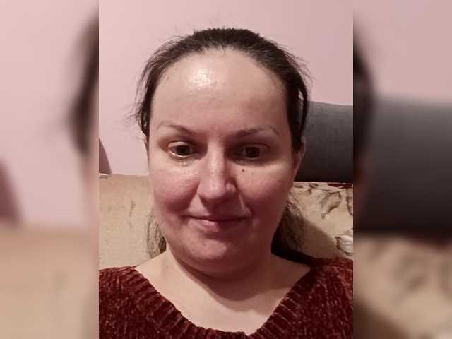 LadyAlma's BongaCams show and profile