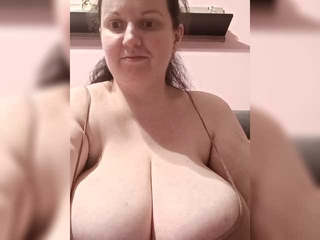 LadyAlma Live Cam on BongaCams