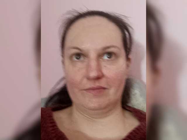 LadyAlma's BongaCams show and profile