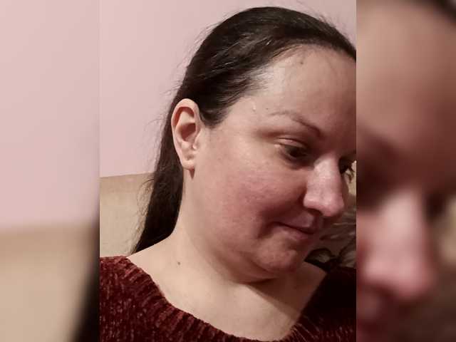 LadyAlma's BongaCams show and profile