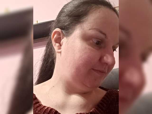 LadyAlma's BongaCams show and profile