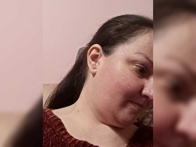 LadyAlma's BongaCams show and profile