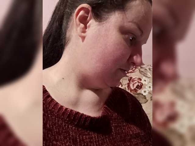 LadyAlma's BongaCams show and profile