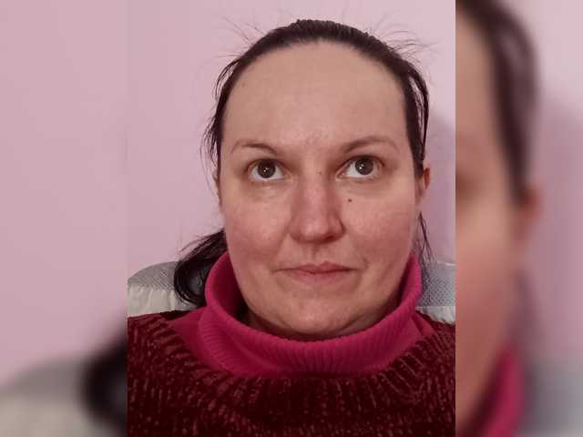 LadyAlma's BongaCams show and profile