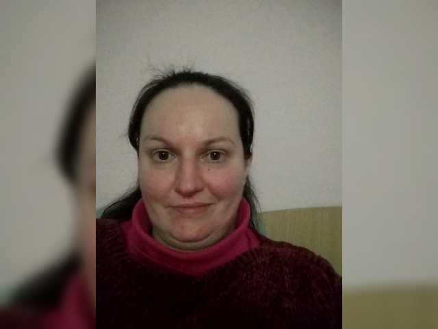 LadyAlma's BongaCams show and profile