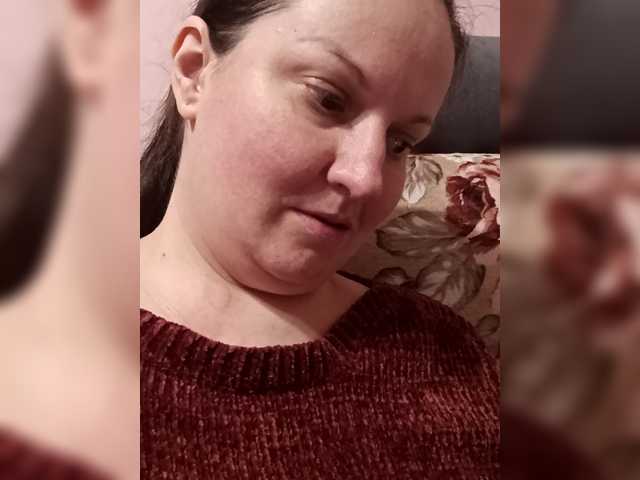 LadyAlma's BongaCams show and profile