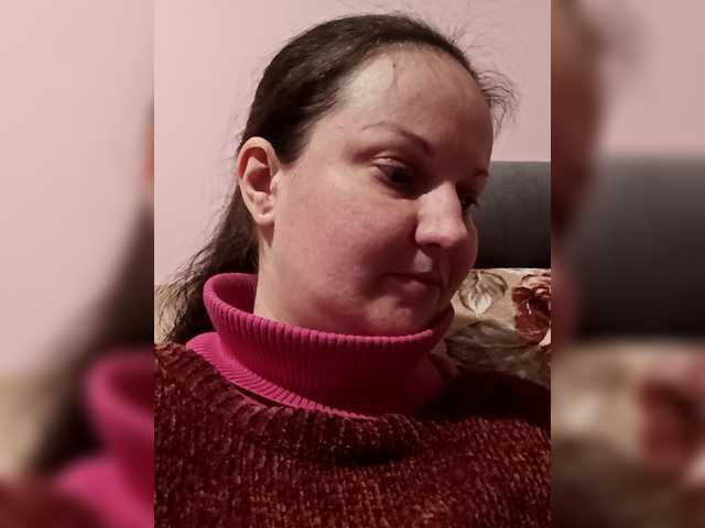 LadyAlma's BongaCams show and profile