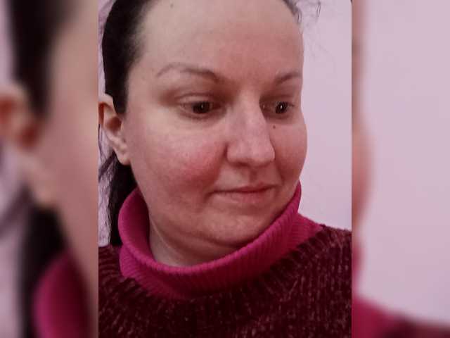 LadyAlma's BongaCams show and profile