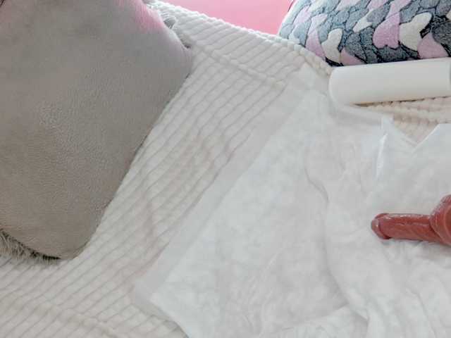 Nicol-sweet's BongaCams show and profile