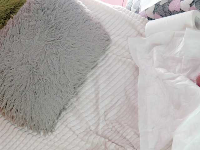 Nicol-sweet's BongaCams show and profile