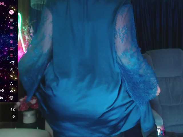 EllenRiplley's BongaCams show and profile