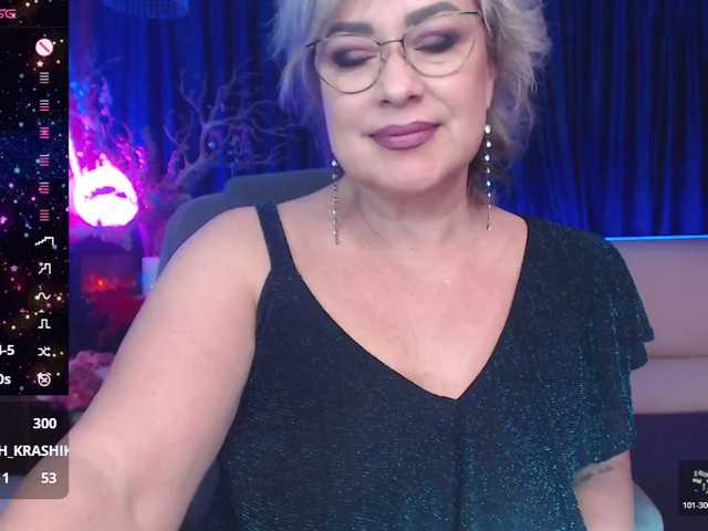 EllenRiplley's BongaCams show and profile