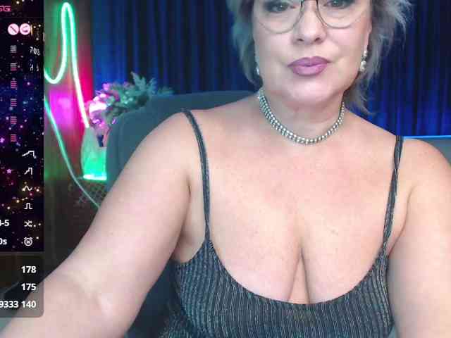 EllenRiplley EllenRiplley