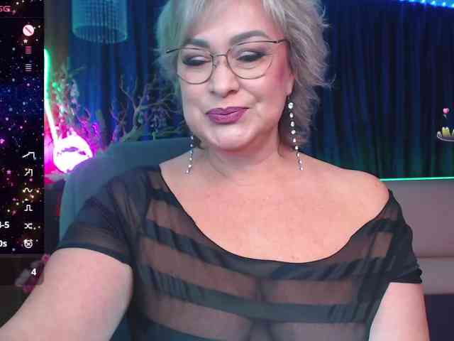 free strip chat EllenRiplley