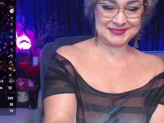 EllenRiplley Live Webcam on BongaCams