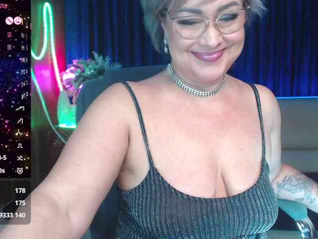 EllenRiplley EllenRiplley