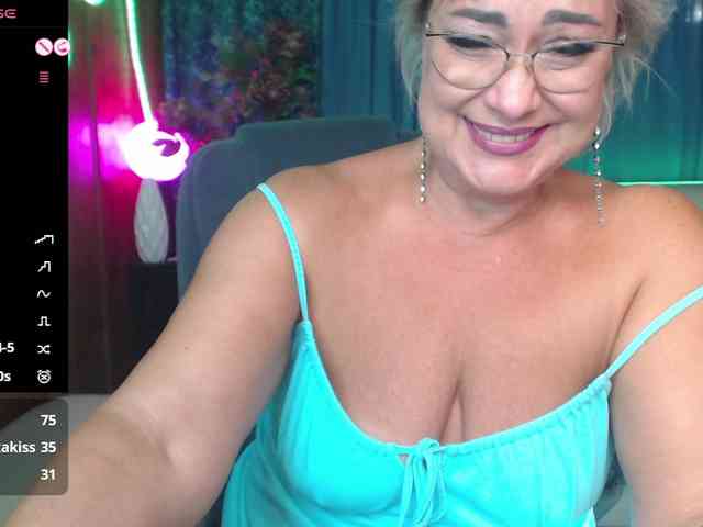 free online chatroom EllenRiplley