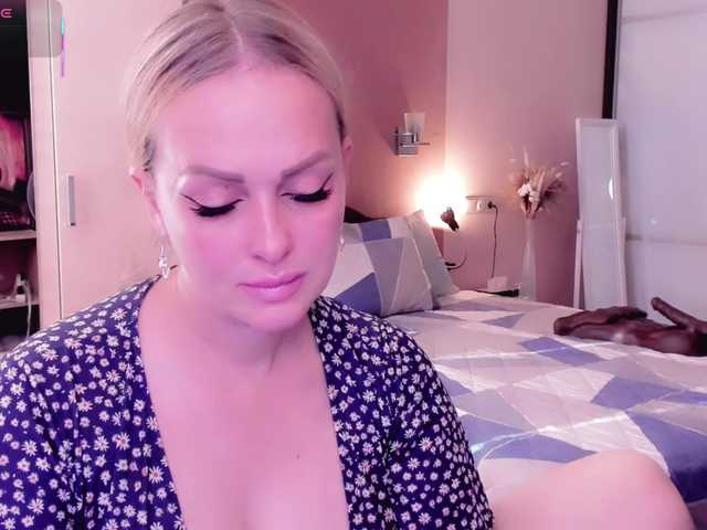  LibbyNora chat room