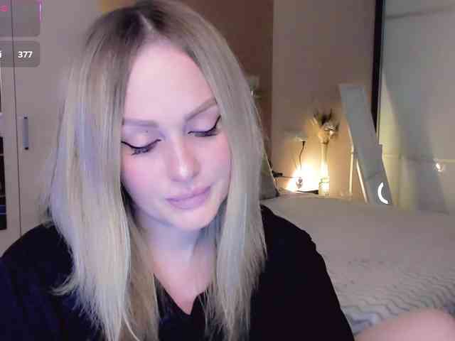 LibbyNora webcam