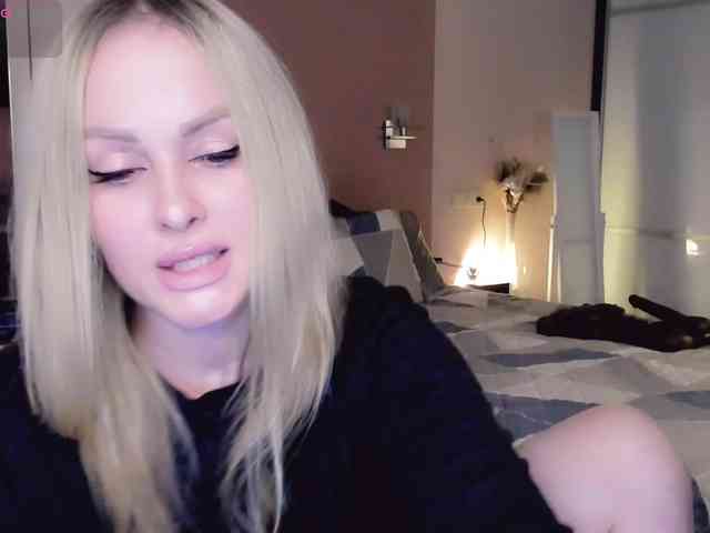 LibbyNora webcam