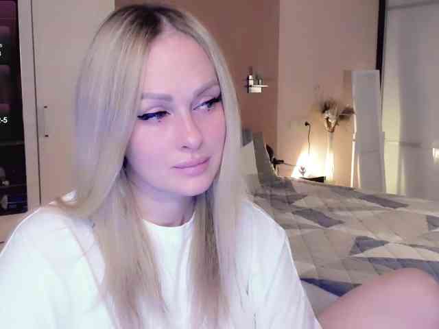 LibbyNora webcam