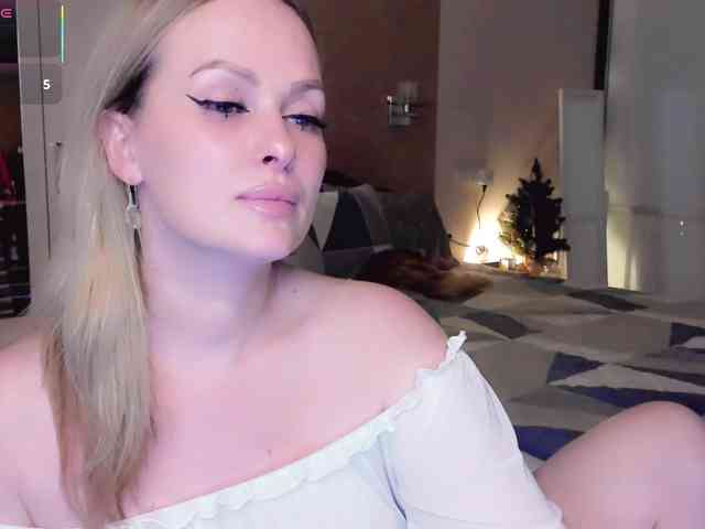 LibbyNora webcam