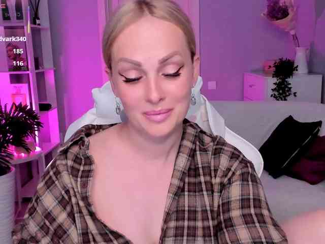 LibbyNora