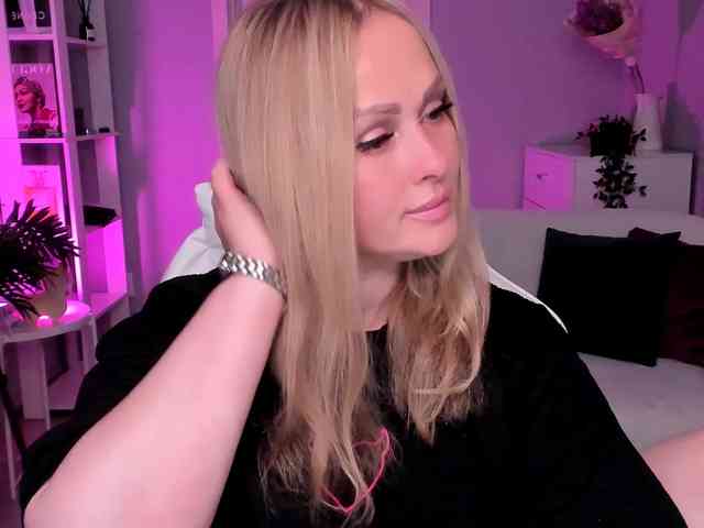 sexual chat LibbyNora