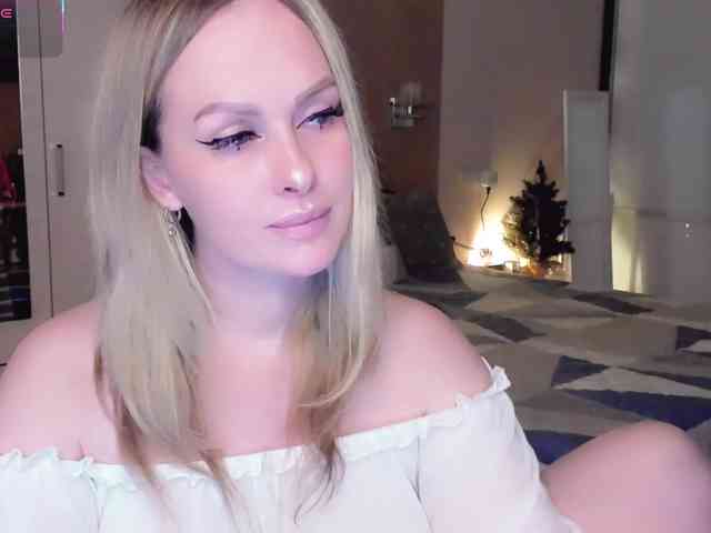 LibbyNora webcam